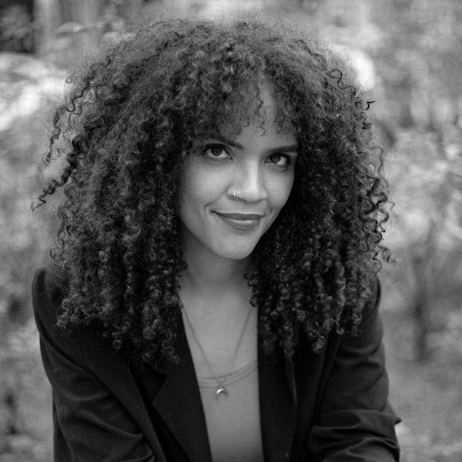 Profilbild von Ciani-Sophia Hoeder