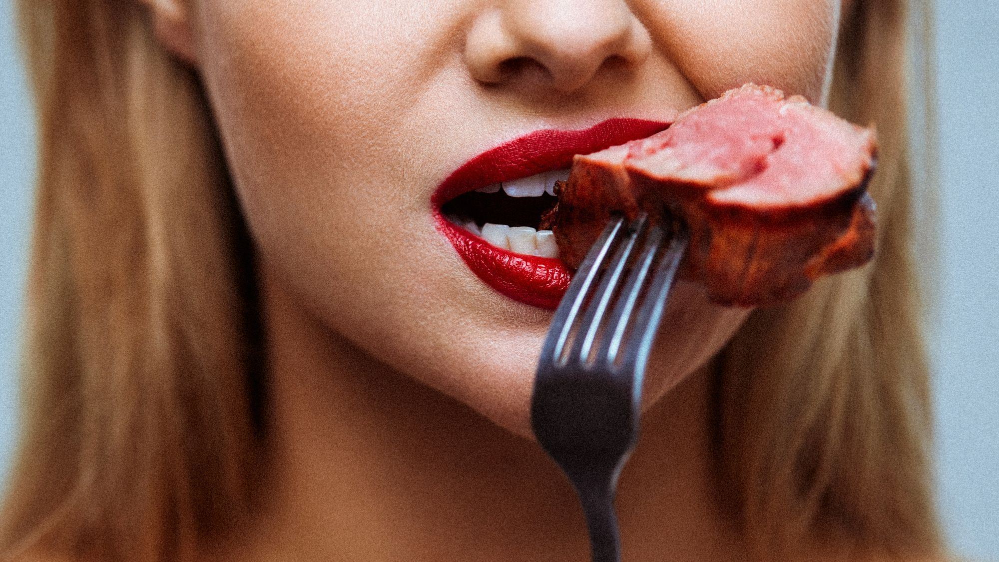 Stell dir vor, du gehst spazieren – und bist danach gegen Fleisch allergisch