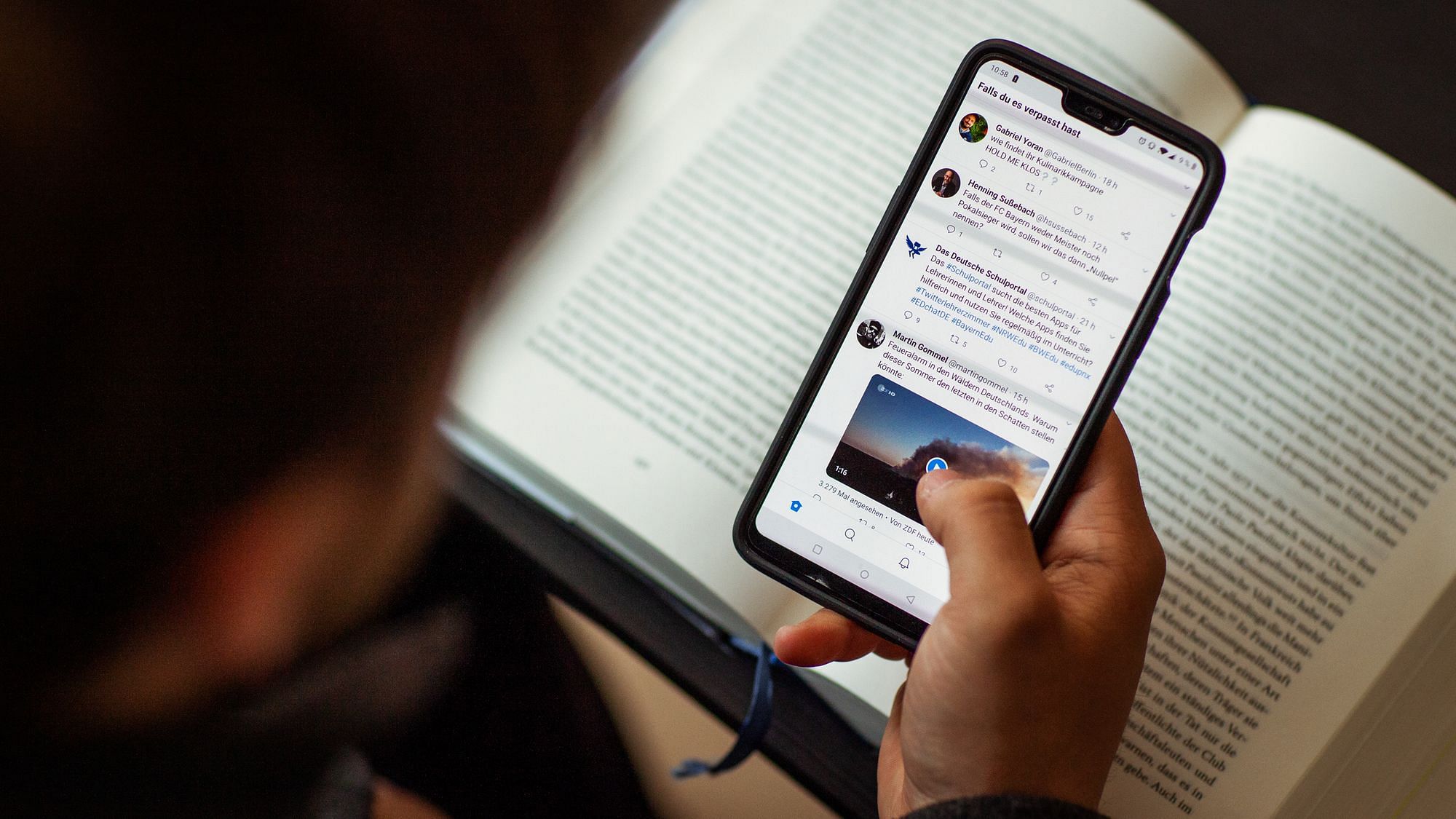 Tech-Konzerne wollen unsere Aufmerksamkeit – wir brauchen eine Strategie des Widerstands