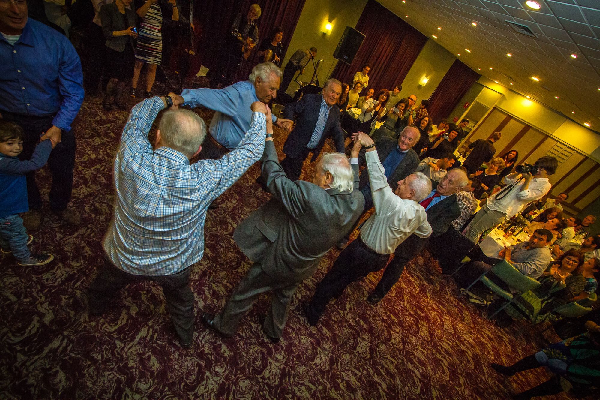 Die „Buchenwald Boys“ feiern