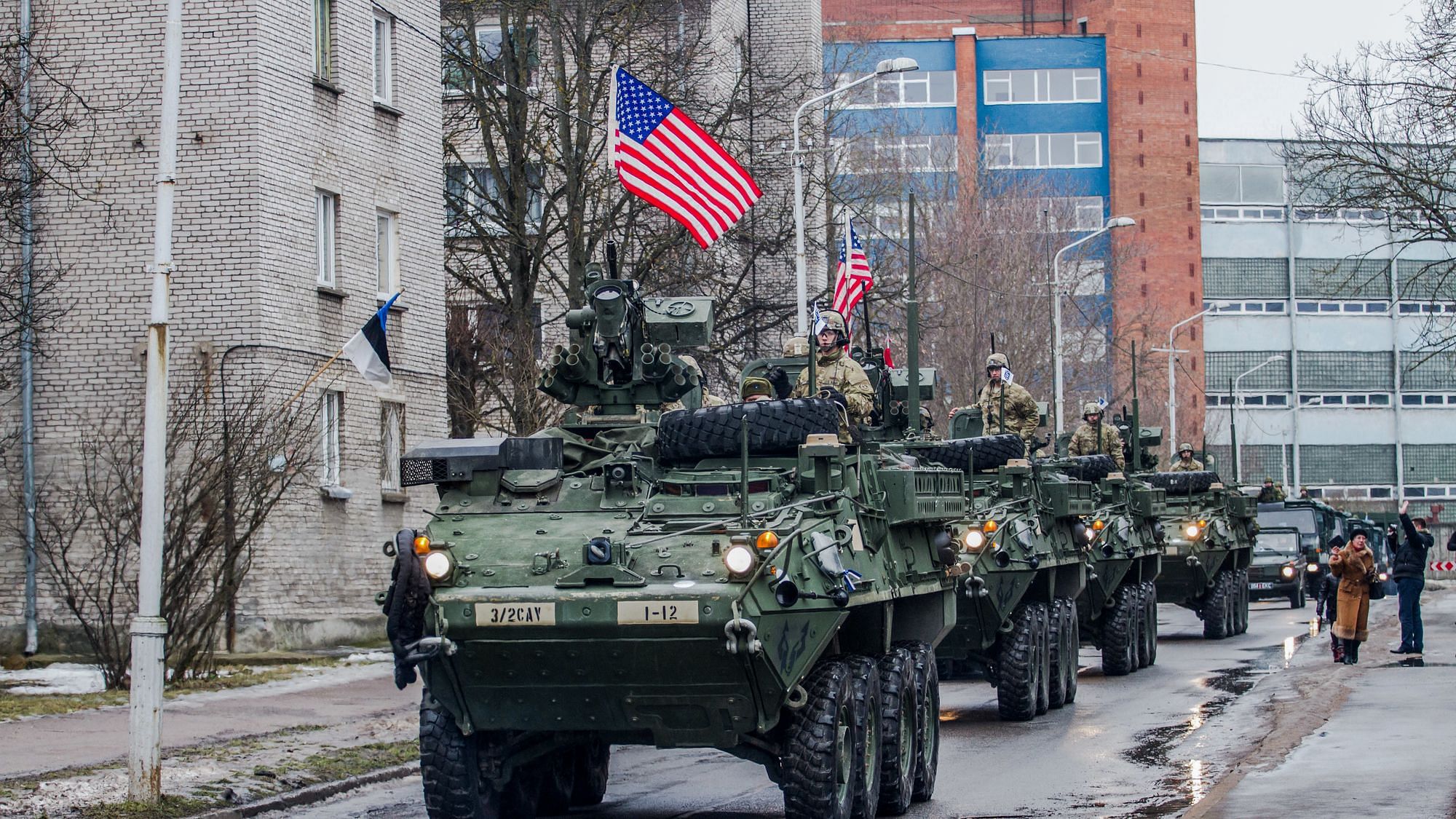 US-Schützenpanzer in Narva, der estnischen Grenzstadt zu Russland