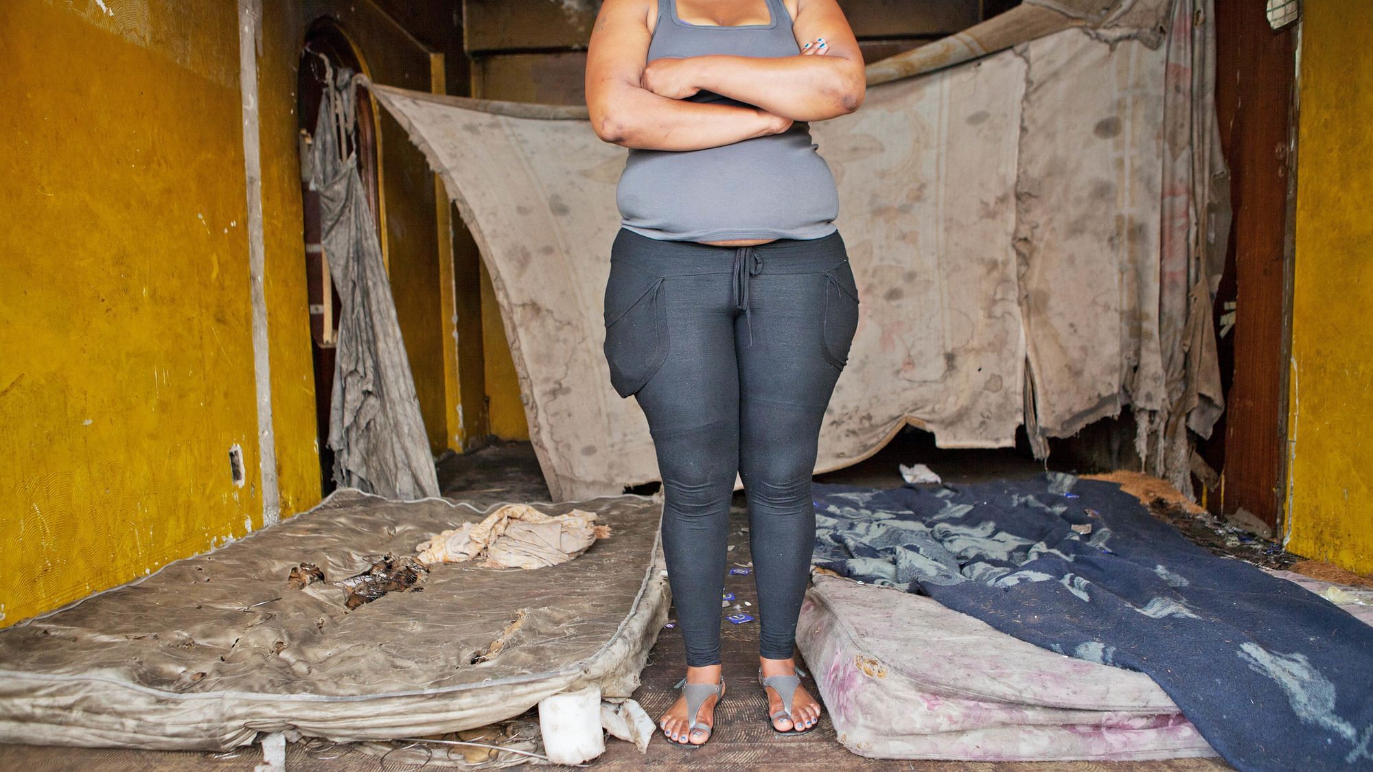 Ntathu an ihrem Arbeitsplatz