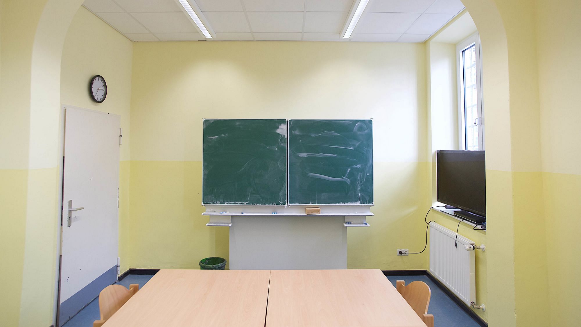 Es ist schwer, im Arrest Motivation für Schule zu schaffen.