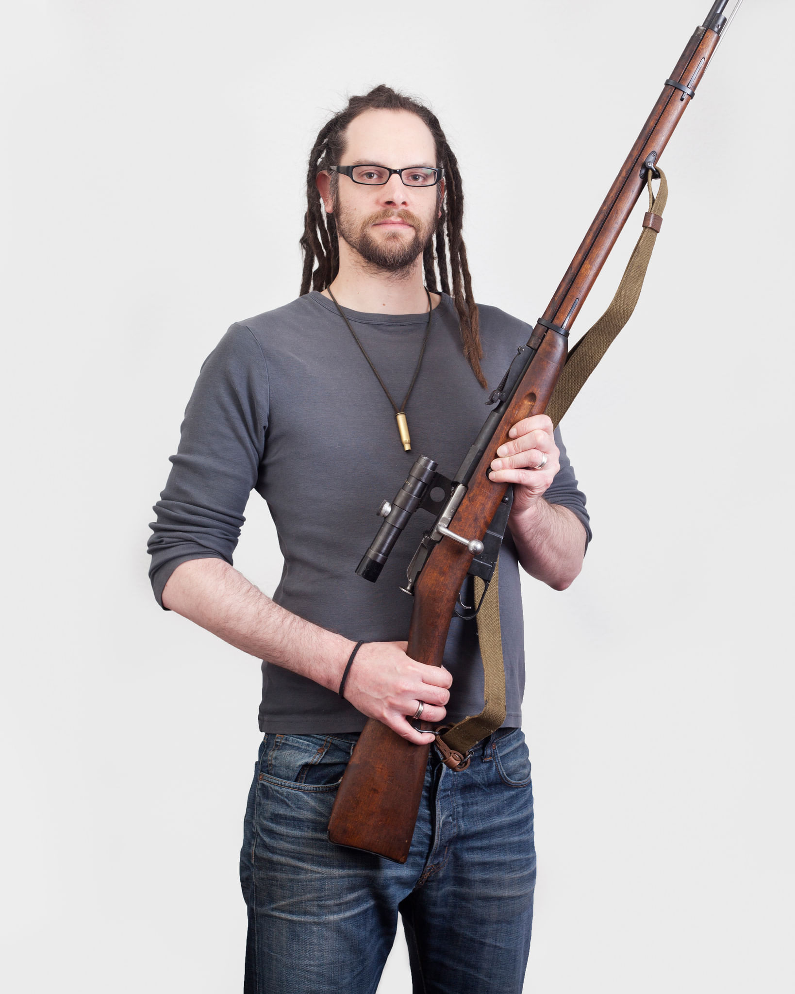 Inspiriert von der National Rifle Association, haben deutsche Waffenbesitzer 2013 die German Rifle Association, ins Leben gerufen, um ihre Interessen zu verteidigen. Hier ein Waffenbesitzer, der die Organisation mit gegründet hat.