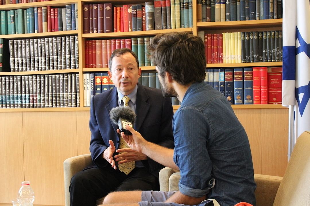 Yigal Palmor nahm sich mehr eineinhalb Stunden Zeit für das naive Gespräch im Außenminsterium.