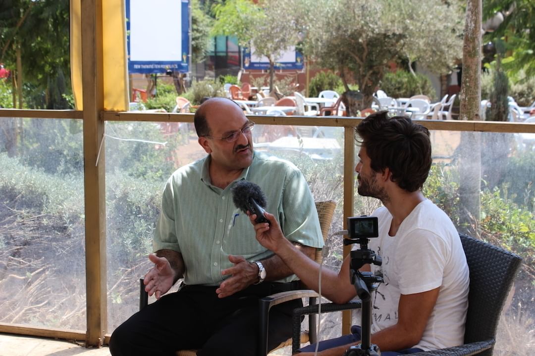 Sam Bahour beantwortete in einem Restaurant in Ramallah 45 Minuten meine naiven Fragen.