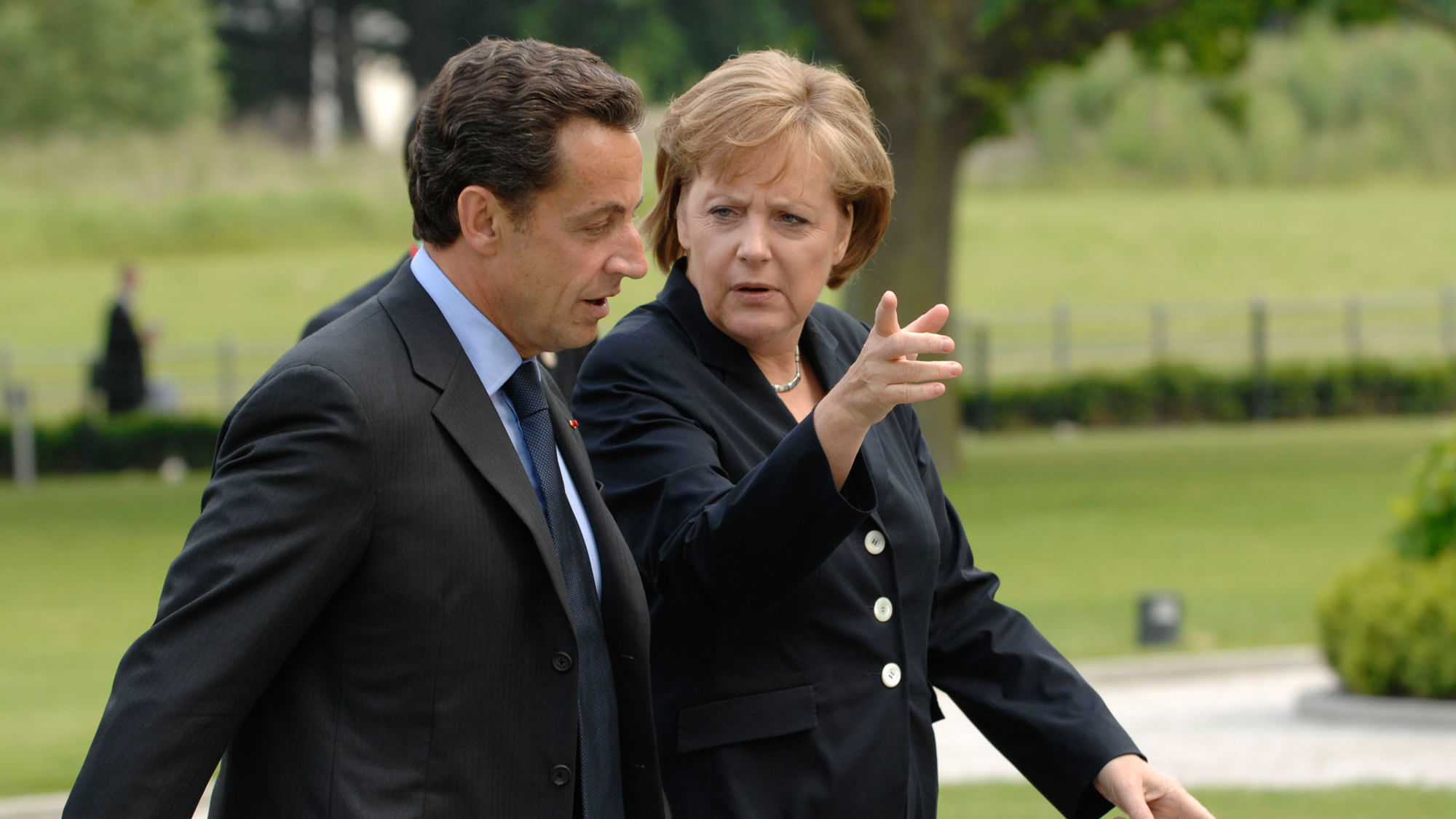 Der französische Präsident Nicolas Sarkozy war noch keine drei Monate im Amt, als er im Sommer 2007 Angela Merkel beim G8-Gipfel in Heiligendamm traf - aber den EU-Beitritt der Türkei hatte er schon auf Eis gelegt.