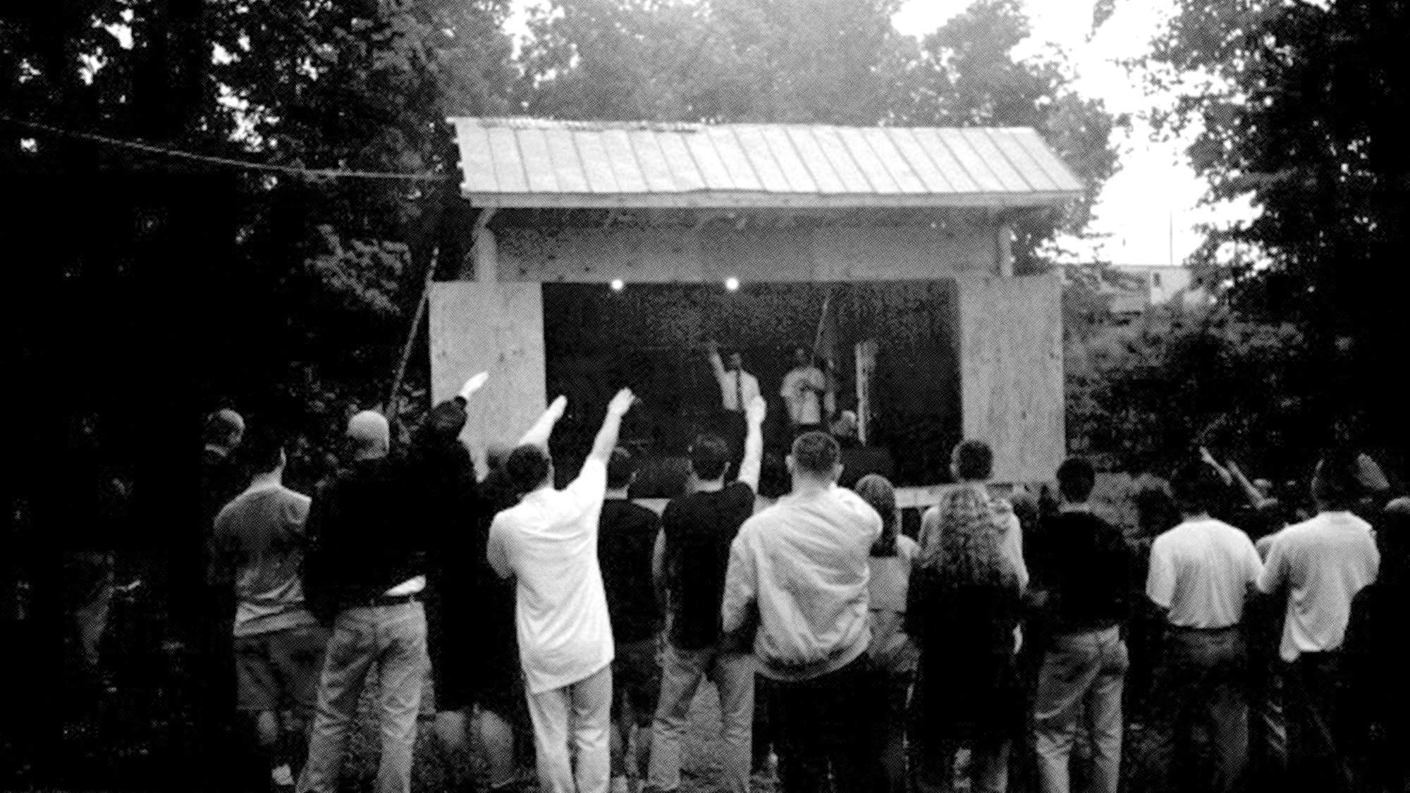 Das Nordic Fest in den USA, auch mit Nazi-Bands. Jahr 2000.