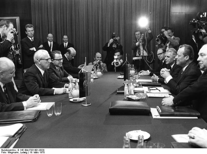 Gespräch zwischen Willi Stoph und Willy Brandt im Erfurter Hof
