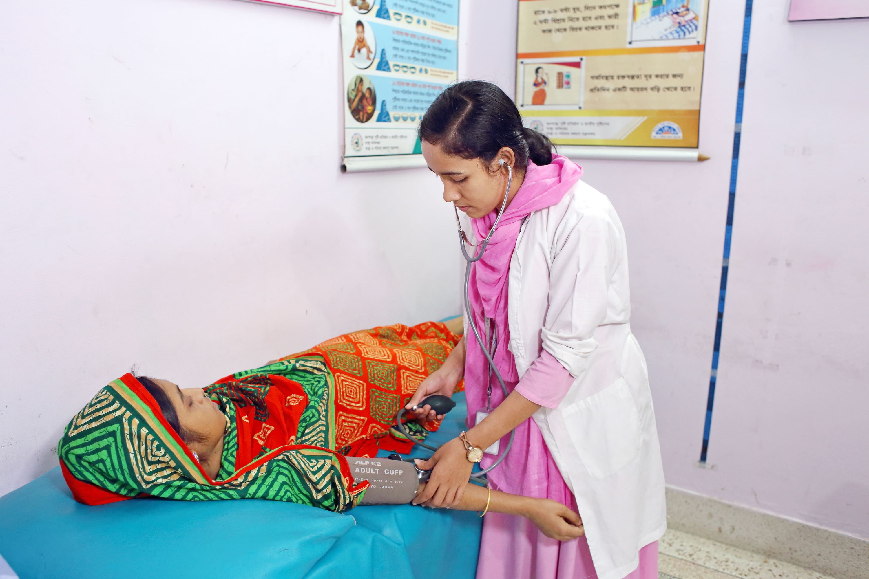 Was uns in Bangladesch besonders auffiel: der Stolz, mit dem die Hebammen ihren Beruf ausüben.