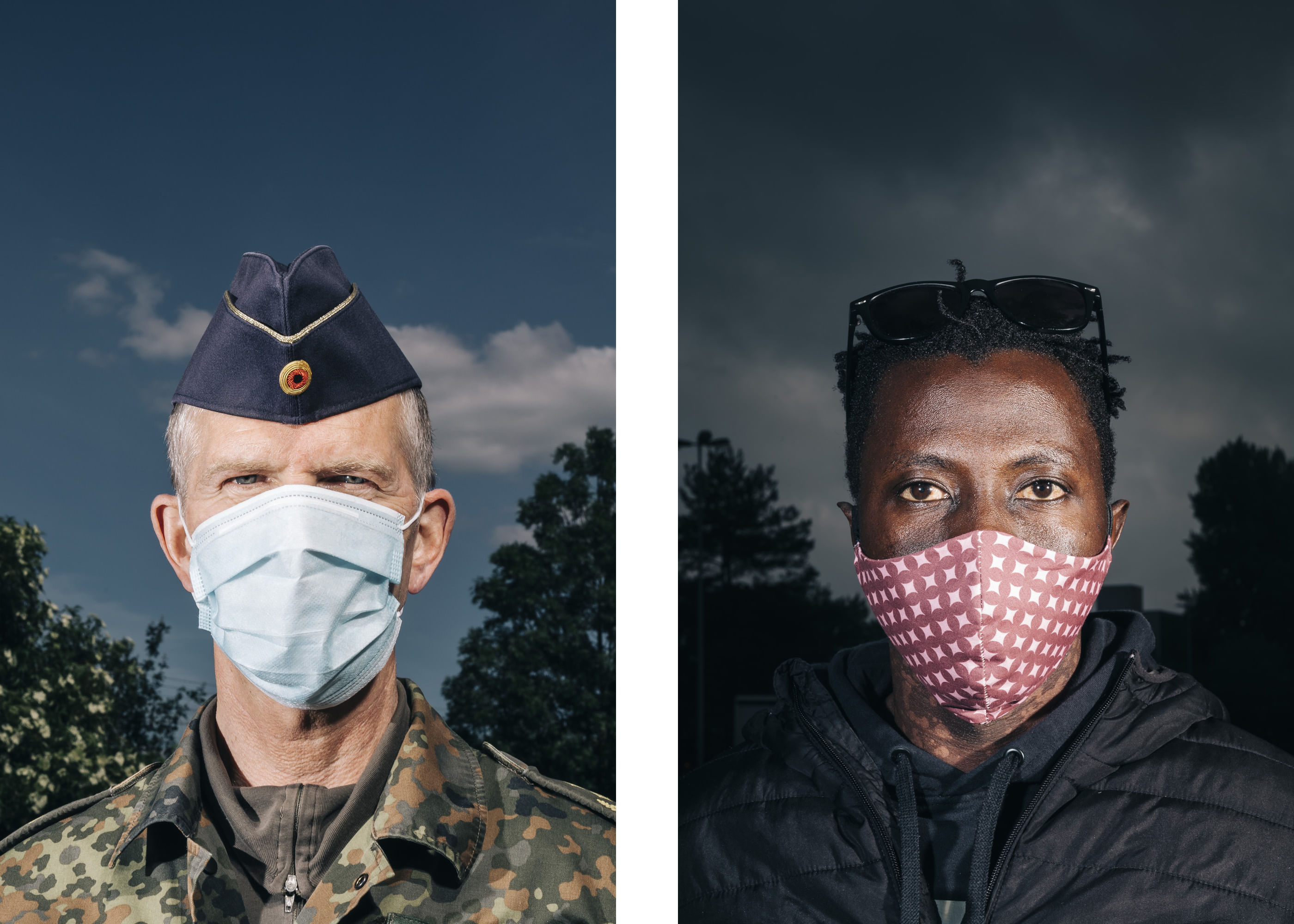 Links: Portrait von Martin Schelleis, Generalleutnant der Bundeswehr und Inspekteur der Streitkräftebasis. Rechts: Portrait von Omar, Aktivist der Initiative "Together We are Bremen", die sich für die Rechte von Geflüchteten einsetzt. Beide tragen Maske.