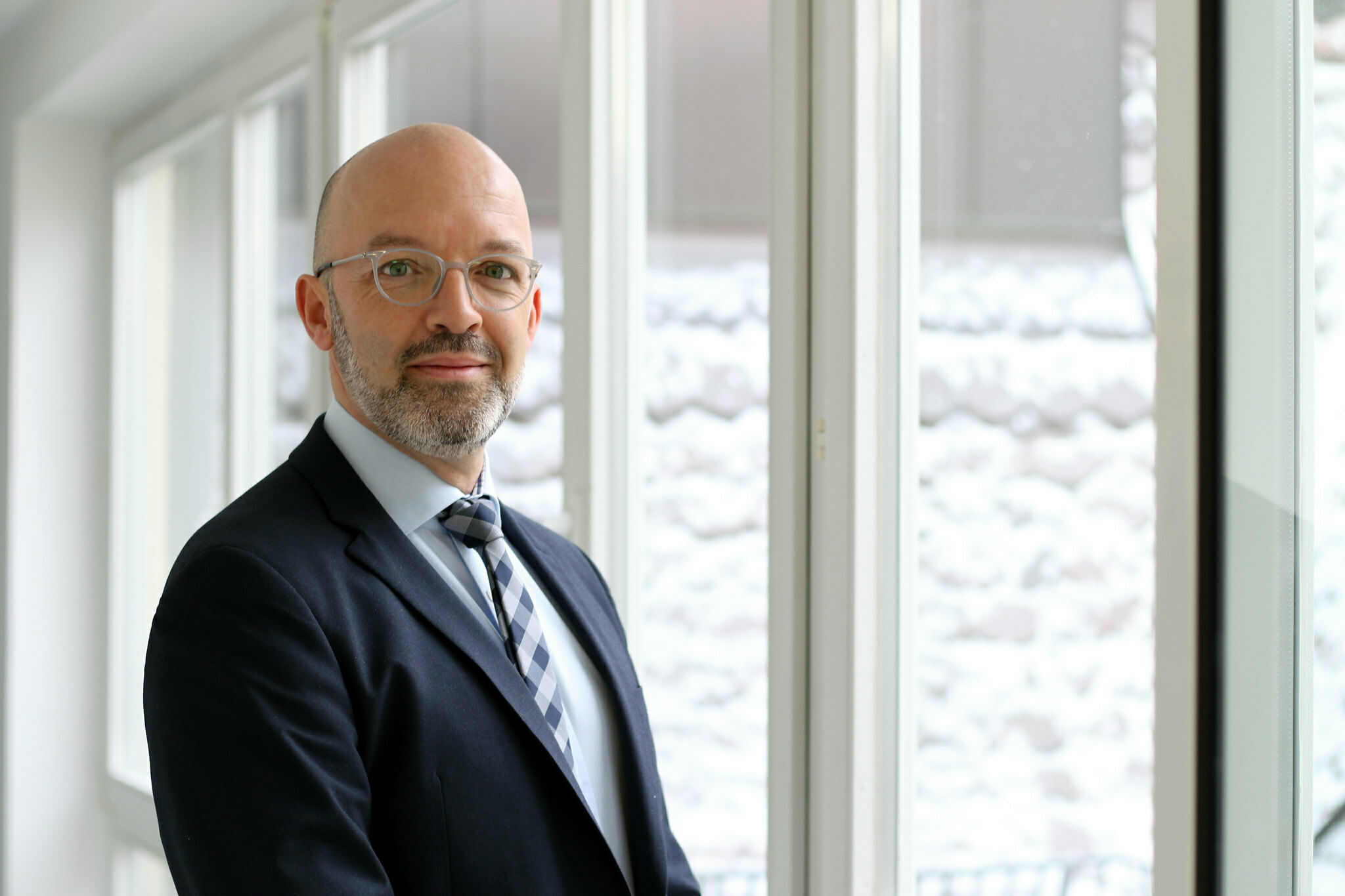 Ein Foto von Prof. Dr. Timo Wollmershäuser