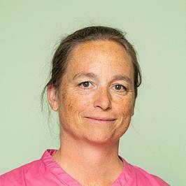 Portrait von Alix Puhl.