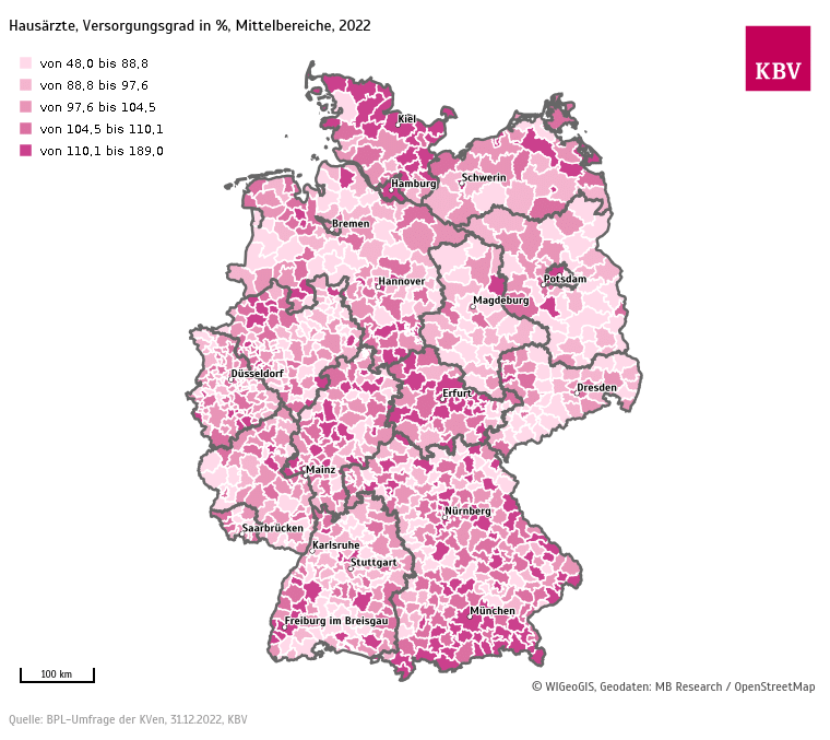 Auf der Grafik ist eine Karte von Deutschland zu sehen. Die Karte zeigt den Versorgungsgrad Deutschlands mit Hausärzten in Prozent an.