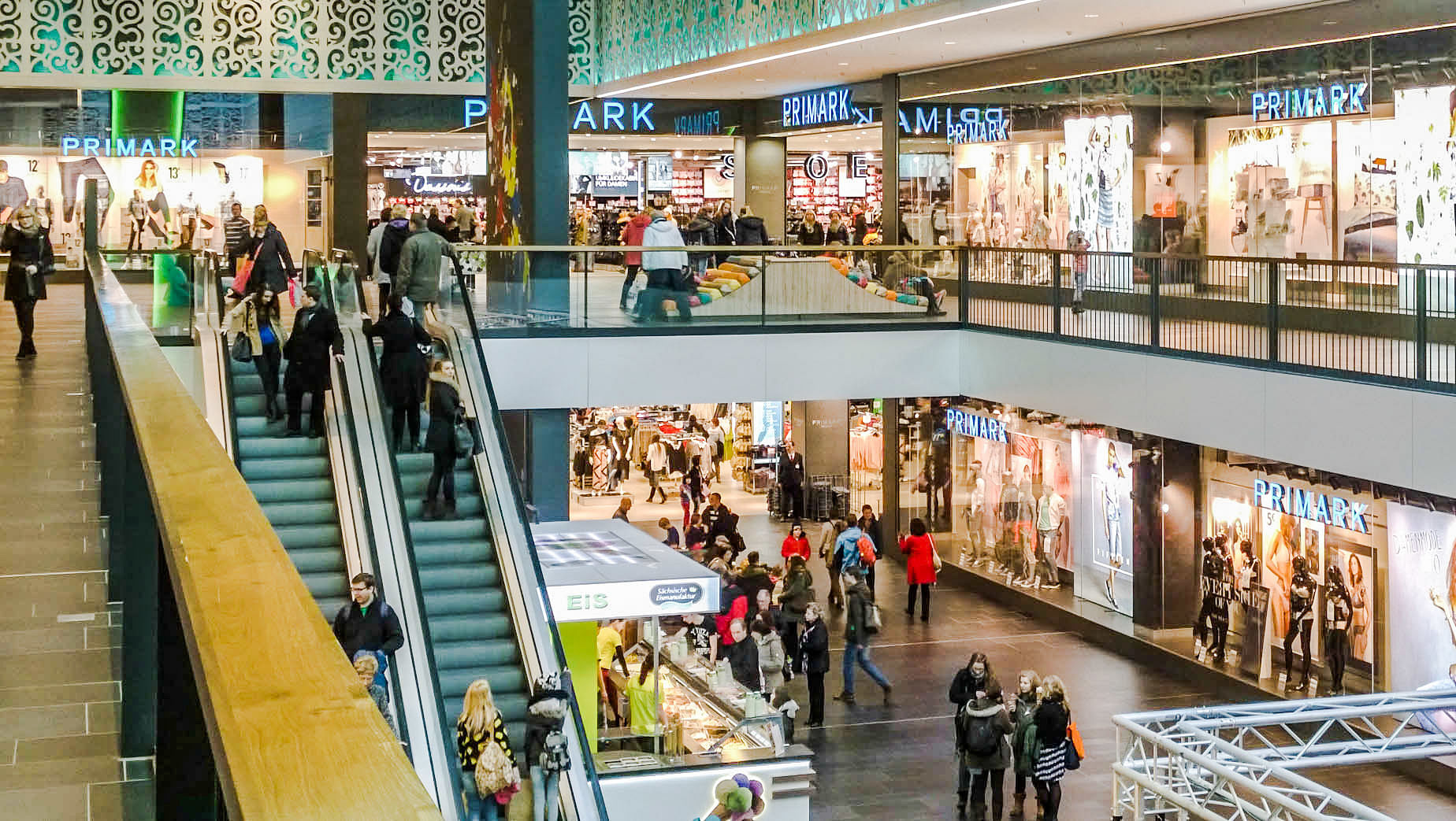 In der Dresdner "Centrum Galerie" dominiert Primark das Angebot auf zwei Etagen