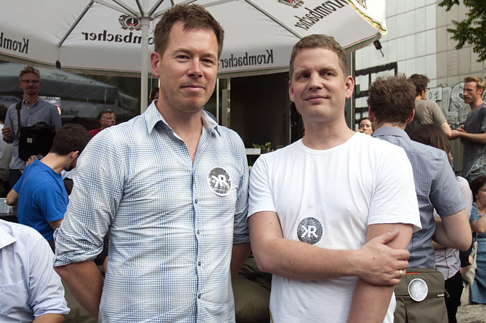 Alexander von Streit und Sebastian Esser beim Gründungsevent von Krautreporter