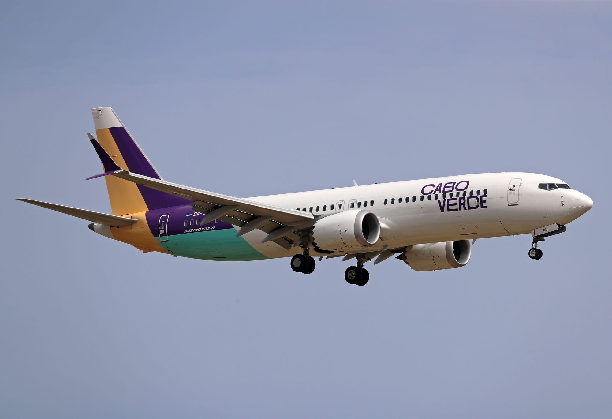 Ein Flugzeug der Airline "Cabo Verde".