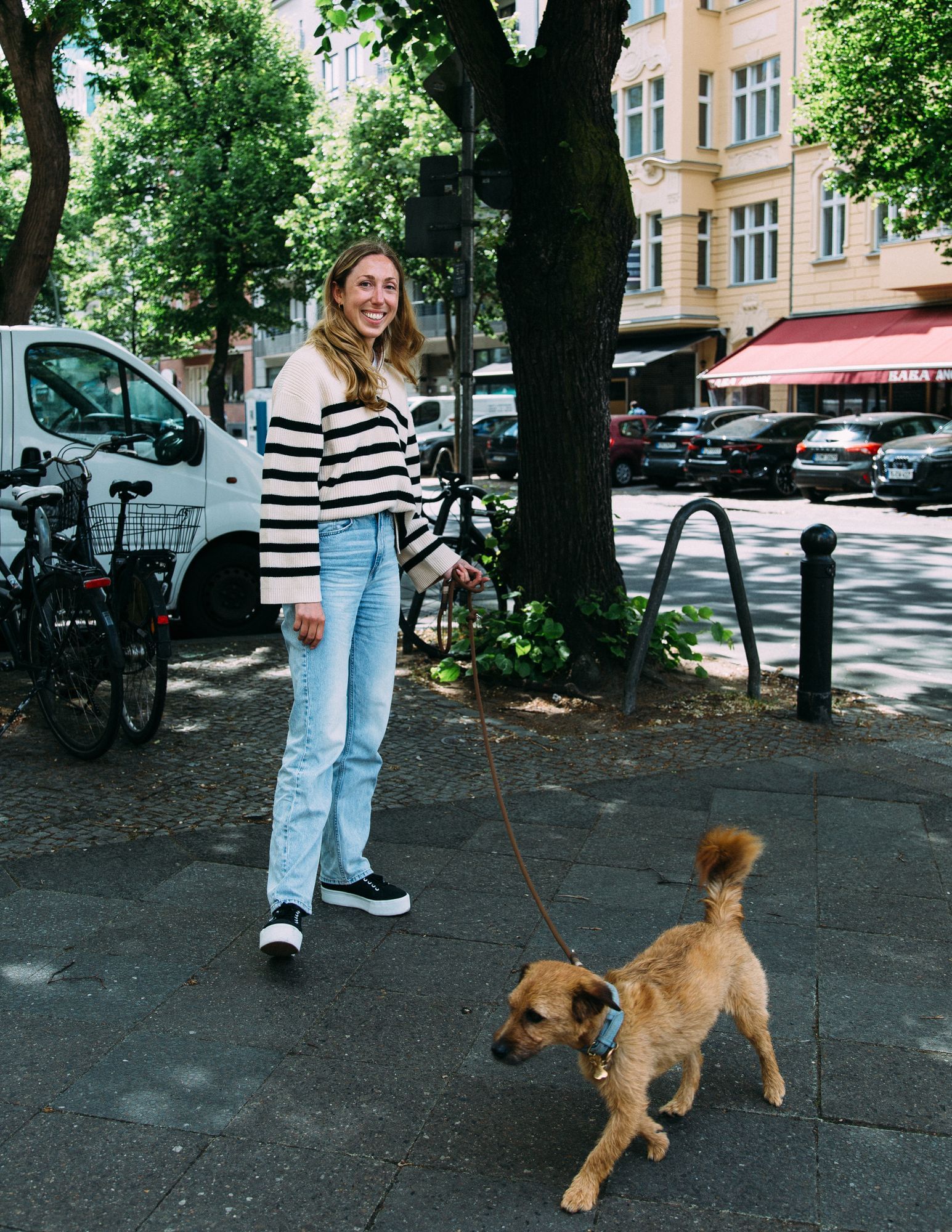 Nadine Wagenaar und ihr Hund Otto.